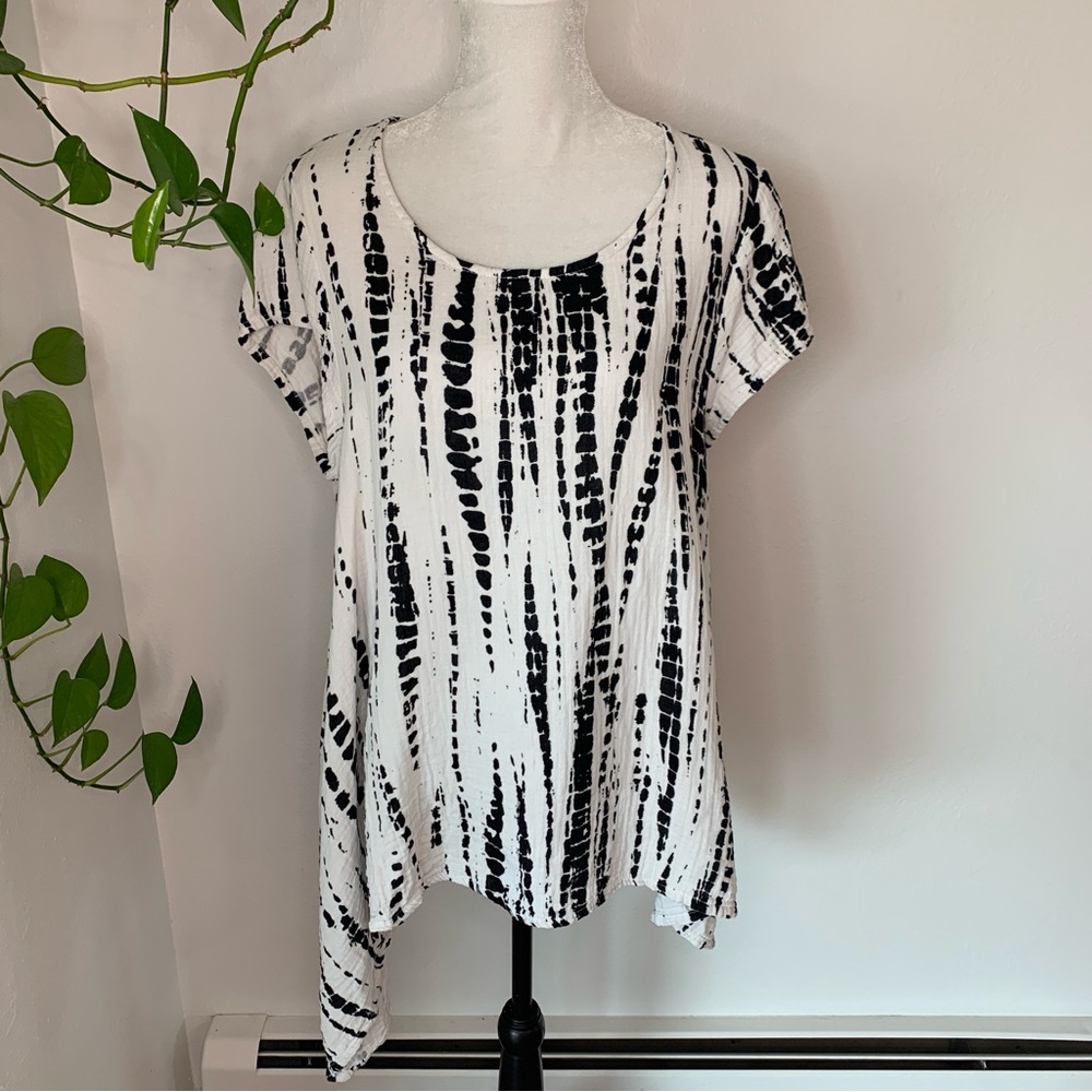 Bryn Walker Black and White Gauze Tie-Dye Short Sleeve Top Size M